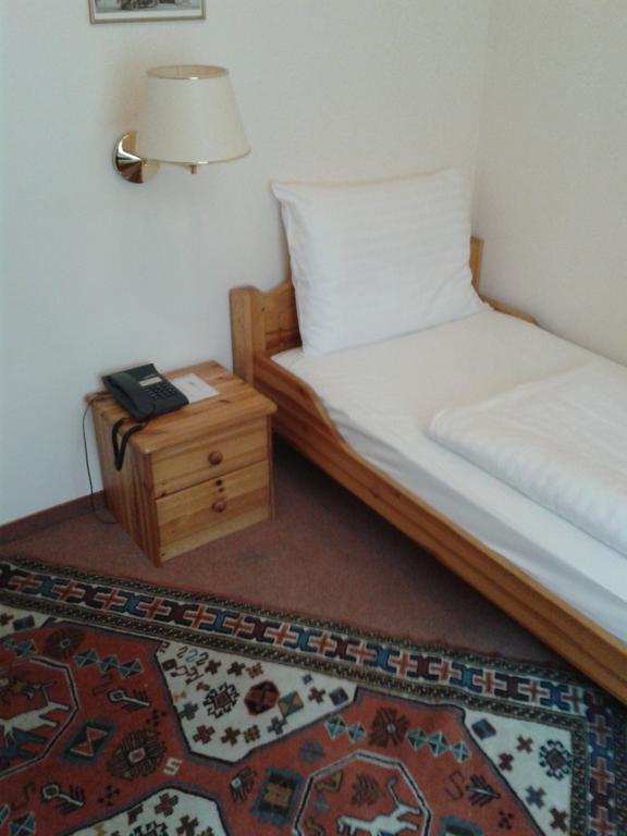 Hotel Pension Walzerstadt Виена Стая снимка